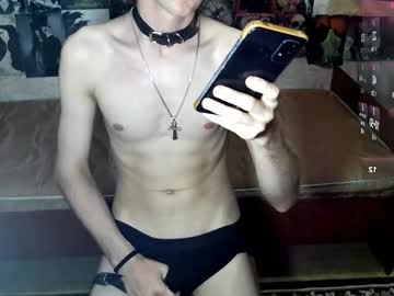 Raven_Torn August 04, 2025 Chaturbate stream image