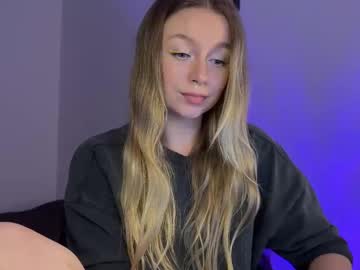 Kaya_Way August 04, 2025 Chaturbate stream image