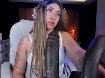 Mariana_Castro9 August 05, 2025 Chaturbate stream image