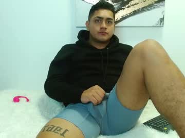 Aaronn_12 August 05, 2025 Chaturbate stream image