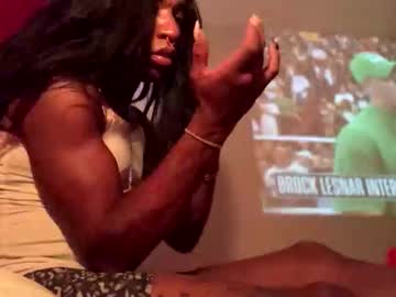 Yelladaniella August 05, 2025 Chaturbate stream image