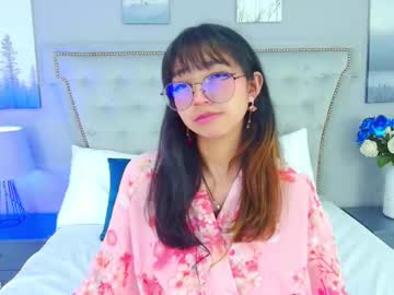 Yommi_Winx August 05, 2025 Chaturbate stream image