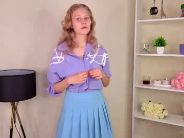 Louannamari August 06, 2025 Chaturbate stream image
