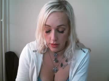 Piximogzy August 06, 2025 Chaturbate stream image