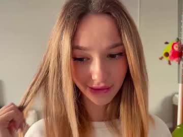 Minicleo August 06, 2025 Chaturbate stream image