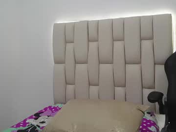 Naya_Yalitza August 06, 2025 Chaturbate stream image
