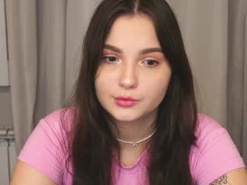 Reilbelll August 06, 2025 Chaturbate stream image