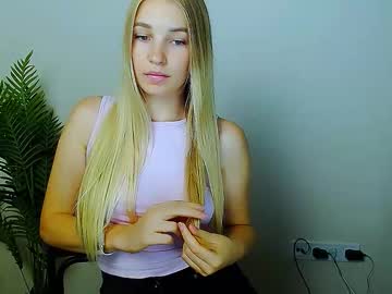 _Snow_Queen__ August 06, 2025 Chaturbate stream image