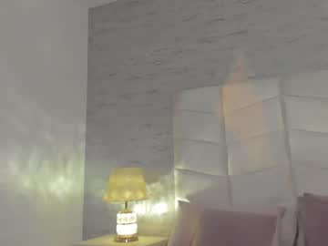 Leizathompson August 06, 2025 Chaturbate stream image