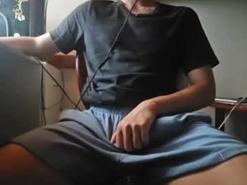 Hornylilfuckbuddy August 07, 2025 Chaturbate stream image