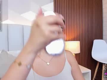 Julietasantos__ August 07, 2025 Chaturbate stream image