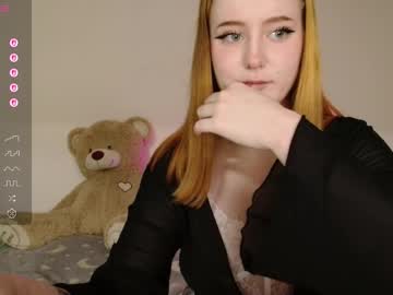 Mia_Wellis August 07, 2025 Chaturbate stream image