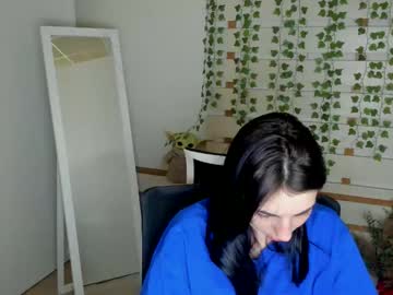 Emilie_Shy August 08, 2025 Chaturbate stream image