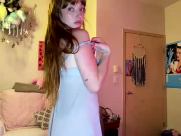 Foxyredddd August 08, 2025 Chaturbate stream image