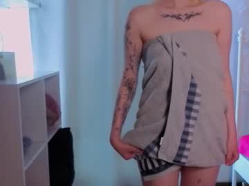 Iolabennings August 08, 2025 Chaturbate stream image
