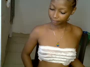 Alexa_Foxxie August 08, 2025 Chaturbate stream image