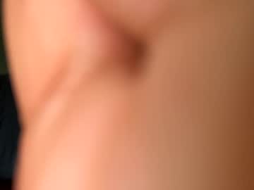 Roberto925 August 08, 2025 Chaturbate stream image