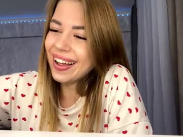 Maxinegrindel August 08, 2025 Chaturbate stream image