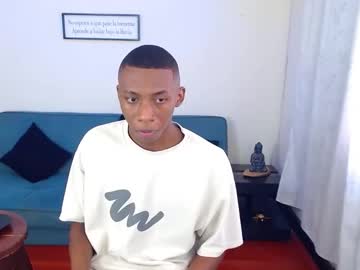 Miiloo18 August 08, 2025 Chaturbate stream image