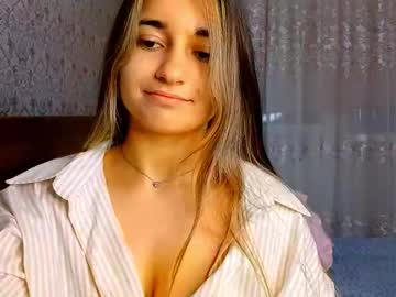 Hildaaxley August 09, 2025 Chaturbate stream image