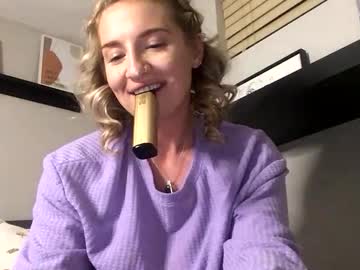 Peepholeprincess August 09, 2025 Chaturbate stream image