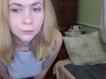 Milora_ August 09, 2025 Chaturbate stream image