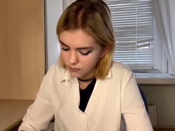 Marvabirdinground August 09, 2025 Chaturbate stream image