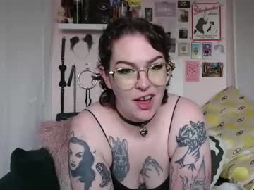 Vixinvvitch stream photo from August 09, 2025