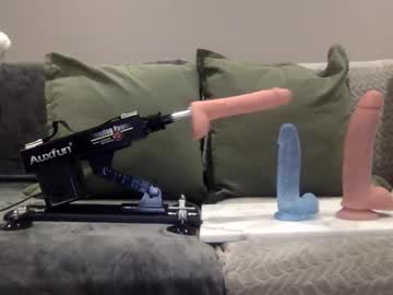 Behindcloseddoors39 August 09, 2025 Chaturbate stream image