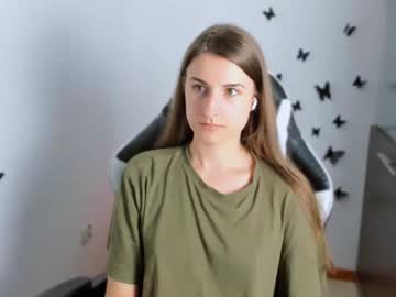 Tooboringgirl stream photo from August 10, 2025