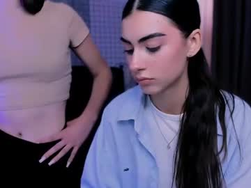 Flora_Ri August 11, 2025 Chaturbate stream image