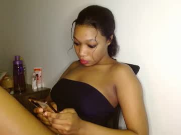 Ebonyalender02 August 11, 2025 Chaturbate stream image