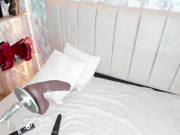 Whitneyyfox August 12, 2025 Chaturbate stream image