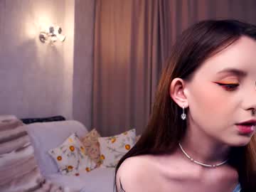 Moiregathright August 12, 2025 Chaturbate stream image