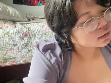 Merlove838205 August 12, 2025 Chaturbate stream image