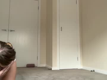 Clairebabyy1 stream photo from August 13, 2025