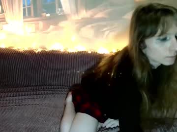 Emiblossom August 13, 2025 Chaturbate stream image