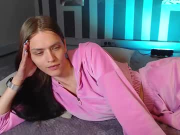 Hallimally August 13, 2025 Chaturbate stream image