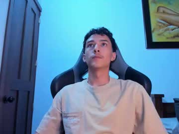 Santi_Twink19 August 13, 2025 Chaturbate stream image