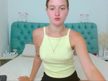 Little__Cut1e August 13, 2025 Chaturbate stream image