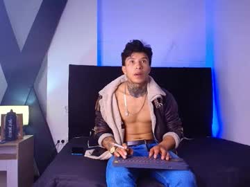 Micke_Fire August 13, 2025 Chaturbate stream image
