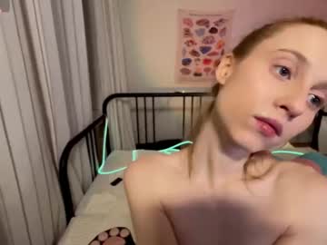 Purplebeawer August 13, 2025 Chaturbate stream image