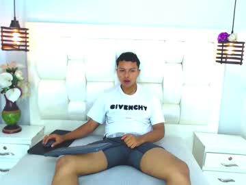 Rednax_ August 14, 2025 Chaturbate stream image