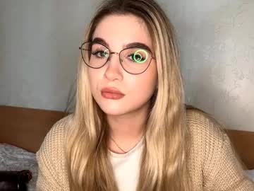 Roselleschwoerer August 16, 2025 Chaturbate stream image