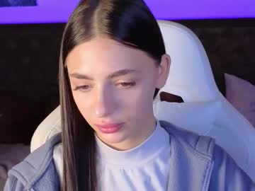 Emilybunnyy August 17, 2025 Chaturbate stream image