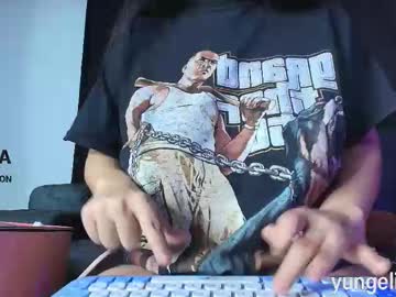 Yungelitamor_ August 17, 2025 Chaturbate stream image