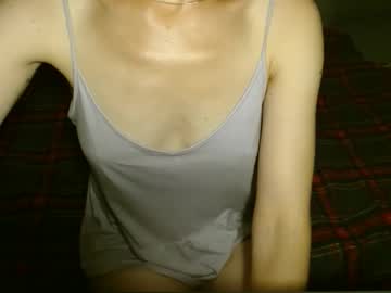Queenoftenderness August 17, 2025 Chaturbate stream image