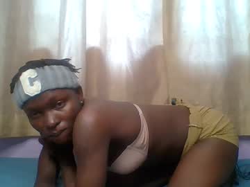 Petiti_Diva August 18, 2025 Chaturbate stream image