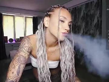 Little_Birdy August 18, 2025 Chaturbate stream image