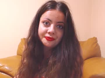 Luisahornydoll stream photo from August 18, 2025